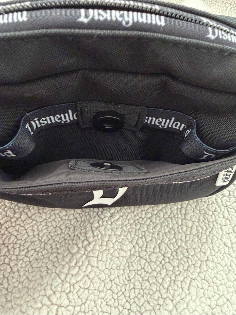 Disney Black Belt Bag with White 'D' Logo - Picture 2 of 4